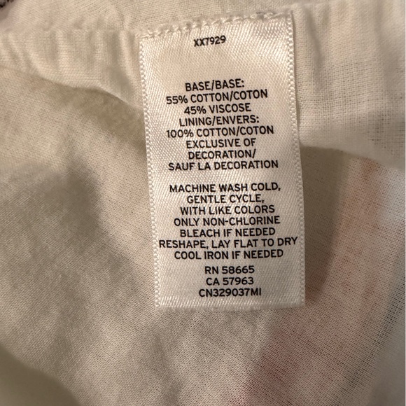 Caslon Cream Tunic with Red Embroidery - Picture 4 of 5